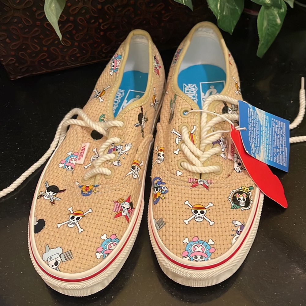 VANS X ONE PIECE Old Skool Straw Hat. NWT